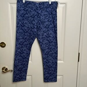 Aerie Women’s Blue Patterned Leggings.  XL. NWT